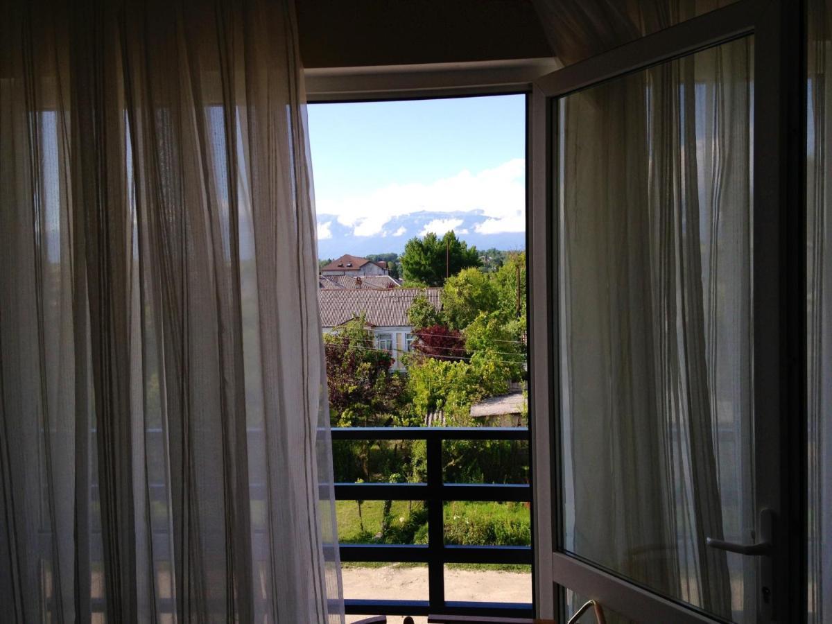 Rozalin Guest House 구다우타 외부 사진